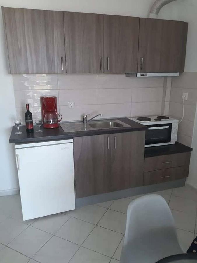 Ianos Apartment